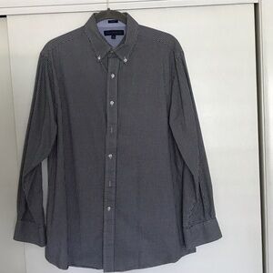 Tommy Hilfiger Men's Black and White Patterned Shirt